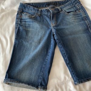 Calvin Klein 12 long denim short